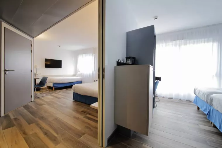 Comment choisir entre un parquet flottant et un carrelage imitation bois pour un effet naturel ?, Clermont-Ferrand, BOUT DE CARREAUX